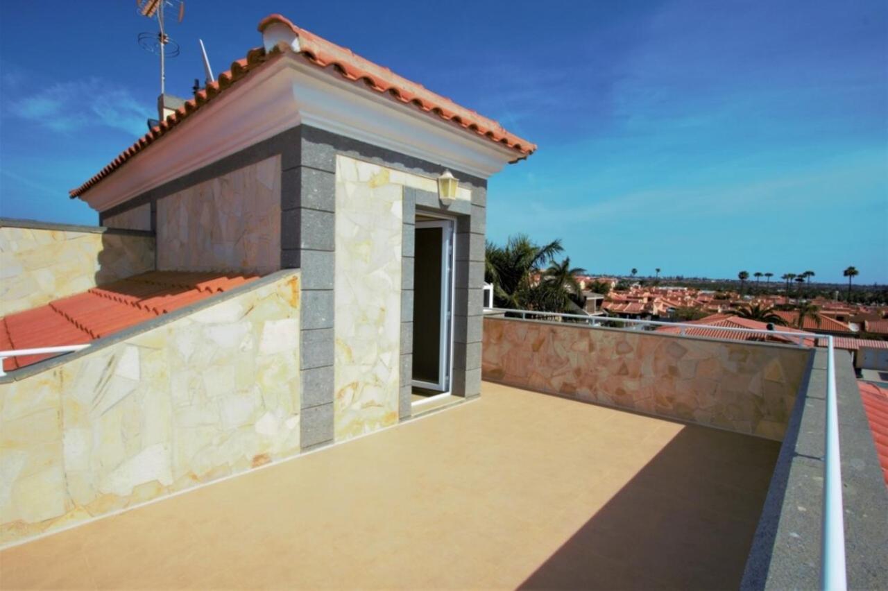 Villa Lovisi Маспаломас Екстериор снимка