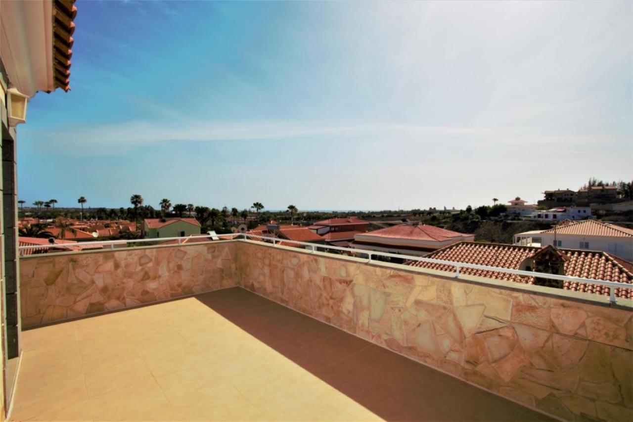 Villa Lovisi Маспаломас Екстериор снимка
