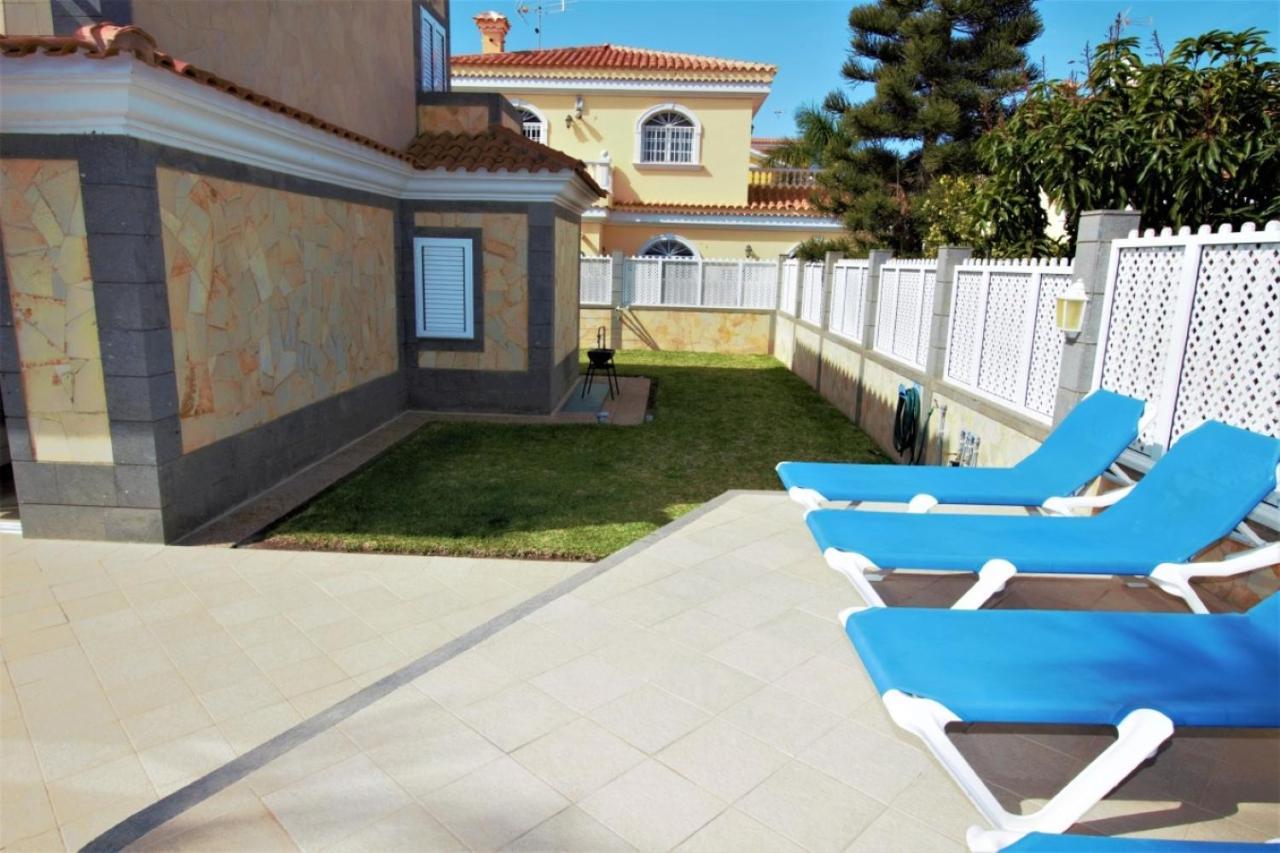 Villa Lovisi Маспаломас Екстериор снимка